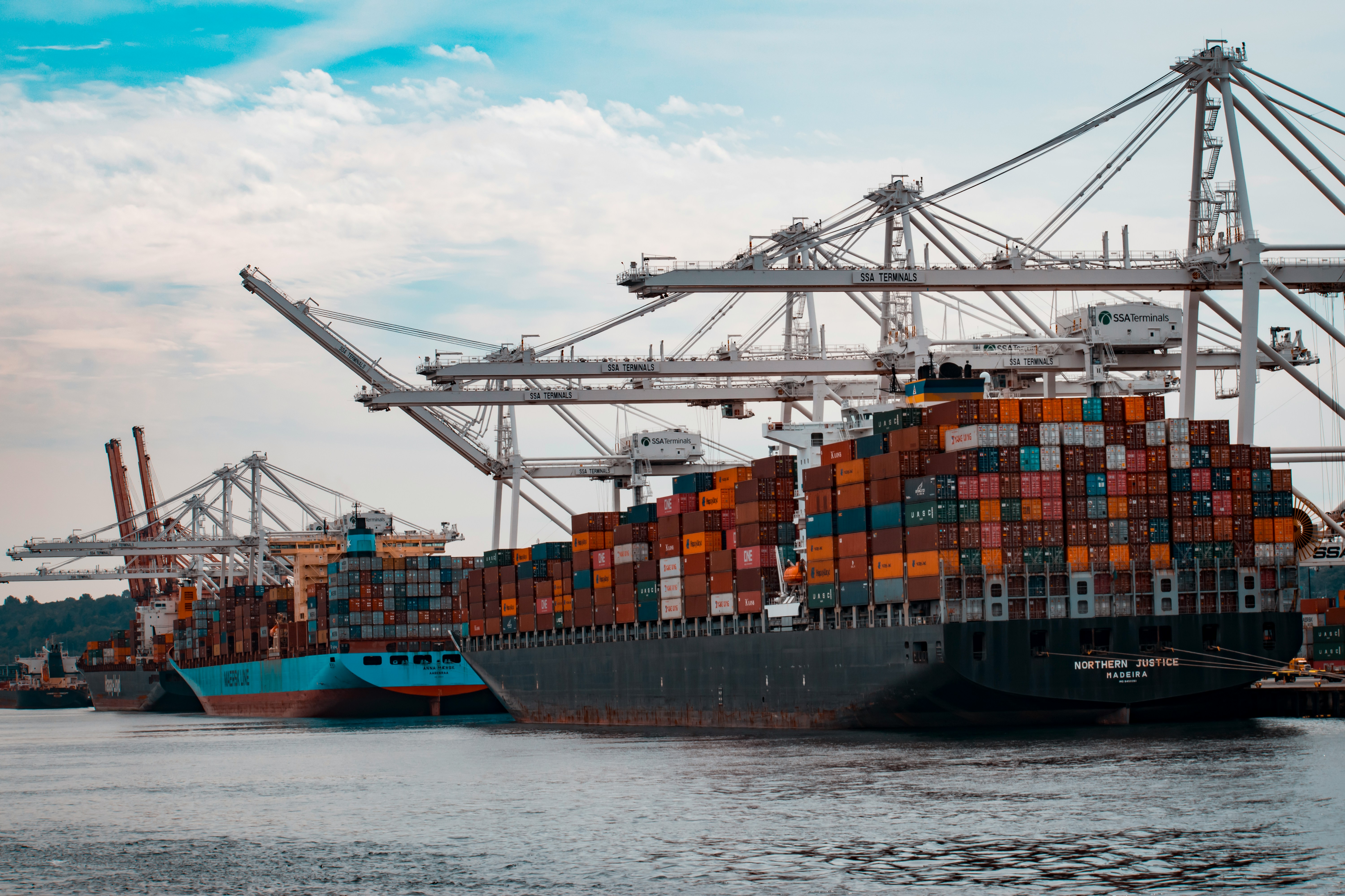 Oil terminal operations in Nigeria